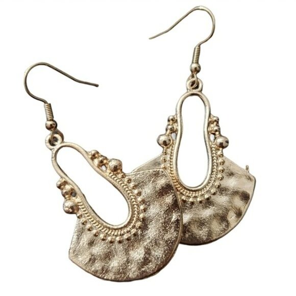 Fashion Jewelry Bohemian Dangle Earrings Sz OS - Picture 1 of 4